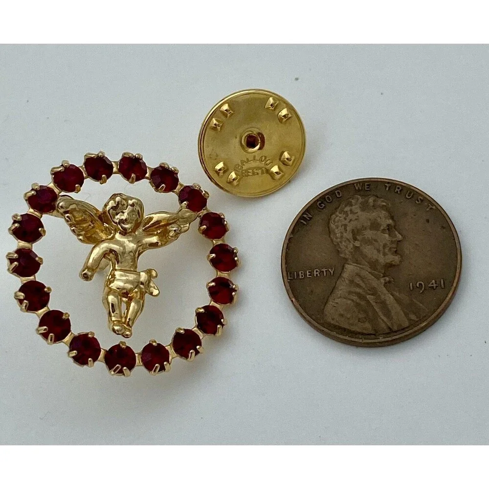 VTG Ballou Reg’d Guardian Angel/Cherub Gold Tone & Red Rhinestone Lapel Tack Pin